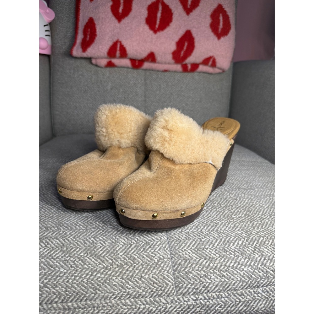 Vince Camuto VP-POWDER Tan Suede Shearling Trim Wood Wedge Clog Mules 7B